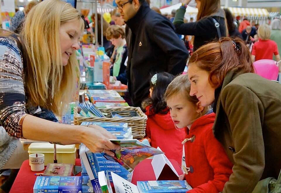 Feestelijke 38ste editie van Haagse Kinderboekenmarkt
