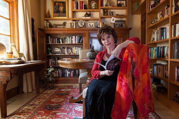 Isabel Allende ontvangt de Presidential Medal of Freedom