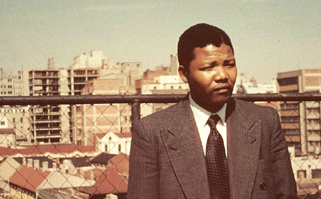 Artikel: Mandela: mythe of mens?
